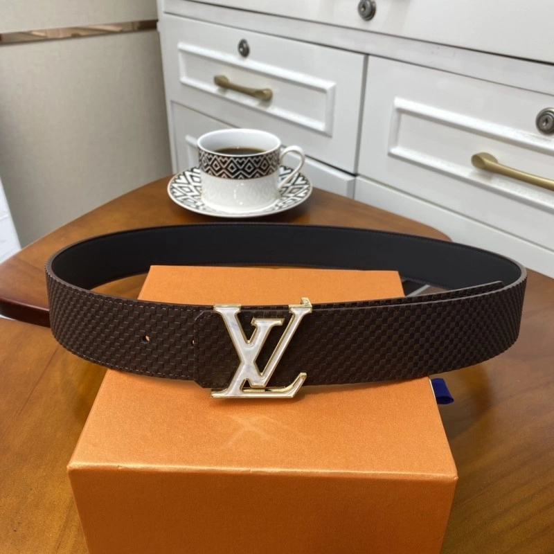 EyeCatching Louis Vuitton Belts 300202