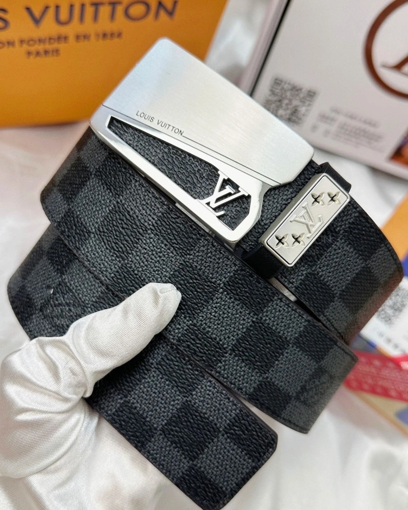 Louis Vuitton Belts TravelReady 300197