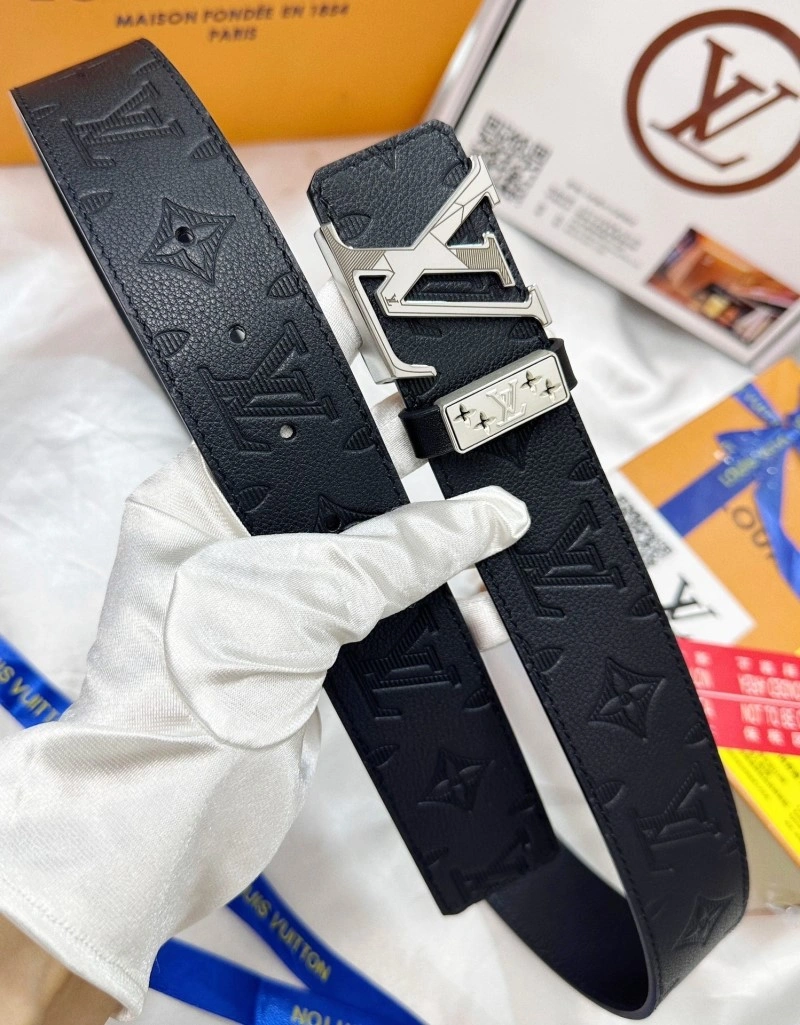 ComfortFit Louis Vuitton Belts 300176