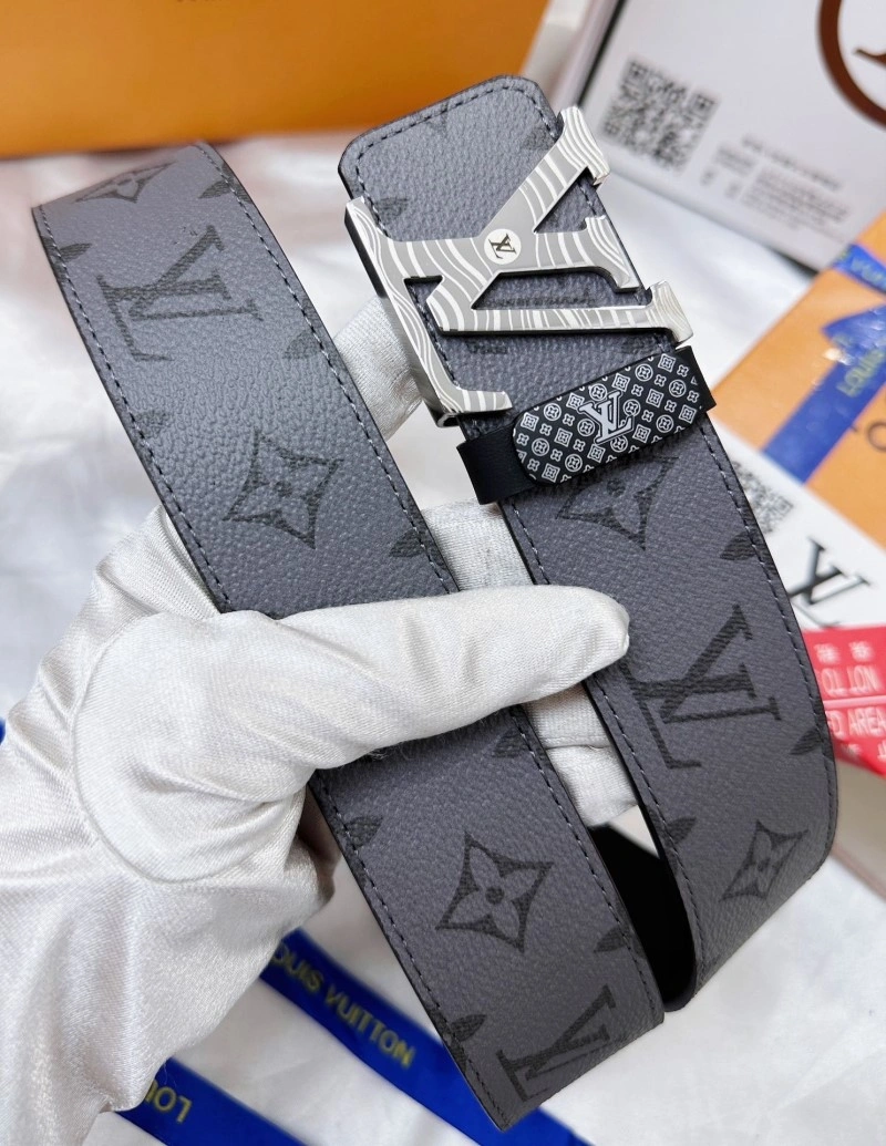 Louis Vuitton Belts ZeroBulk 300190