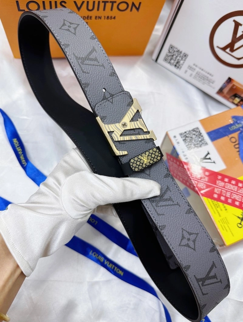 Louis Vuitton Belts DailyWear 300174