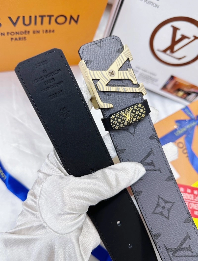 Louis Vuitton Belts DailyWear 300174