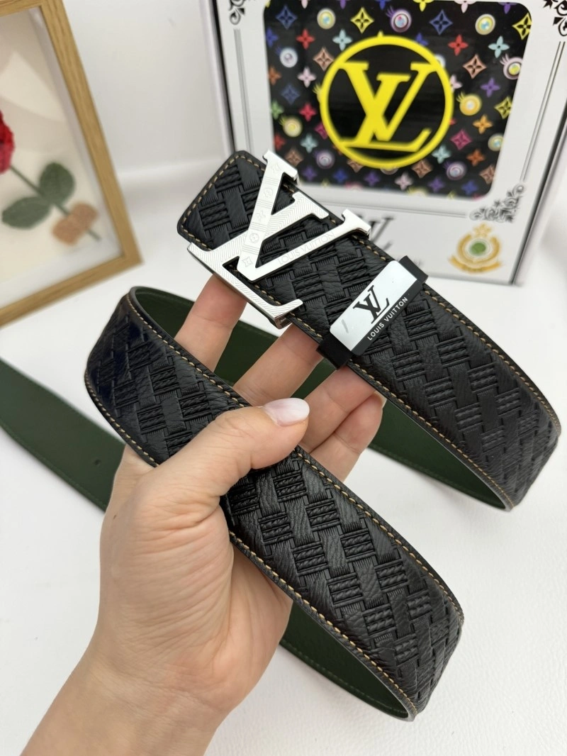 Louis Vuitton Belts Casual 300179