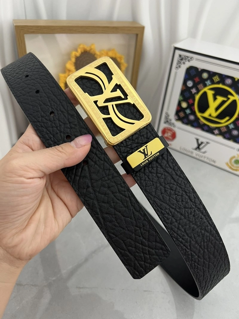 Bright Louis Vuitton Belts 300175