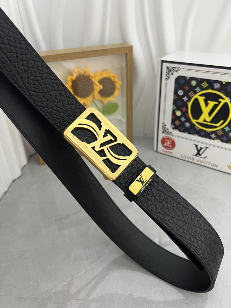 Bright Louis Vuitton Belts 300175
