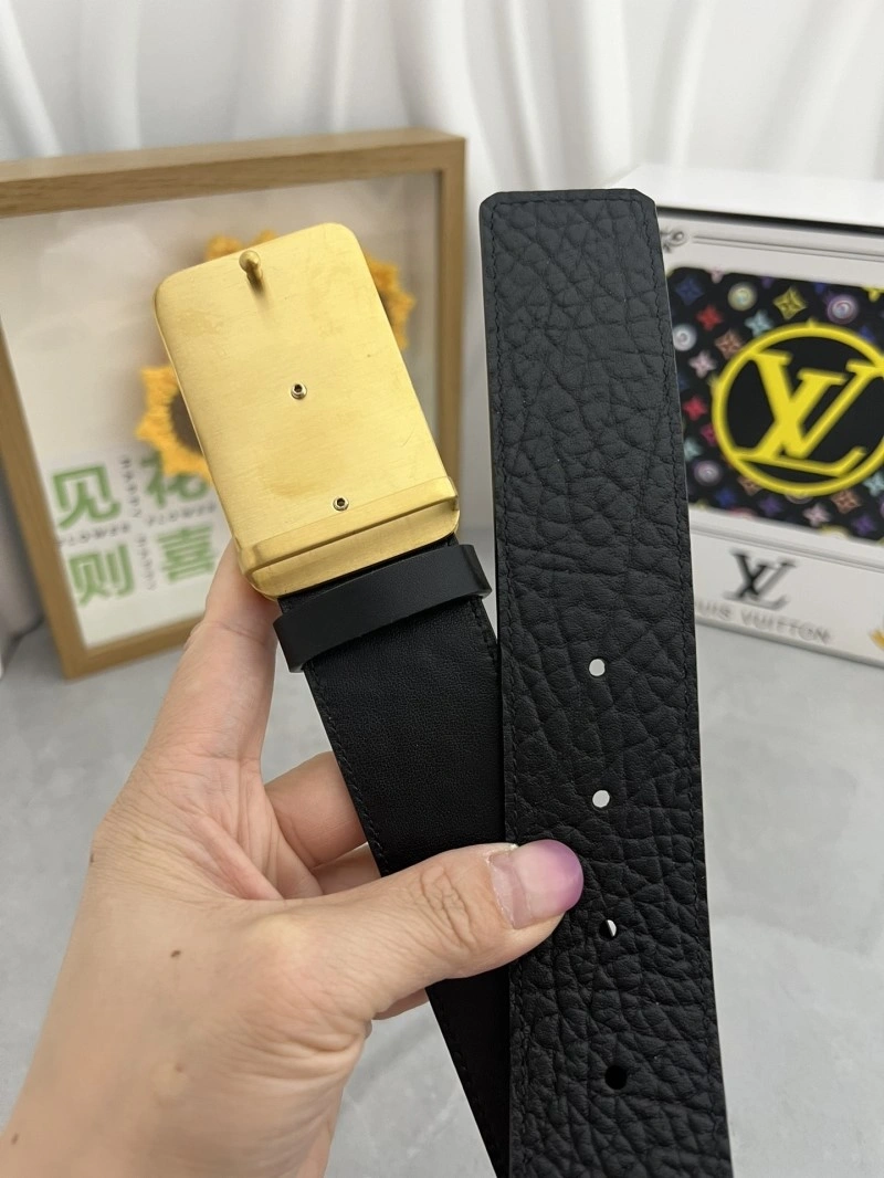 Bright Louis Vuitton Belts 300175
