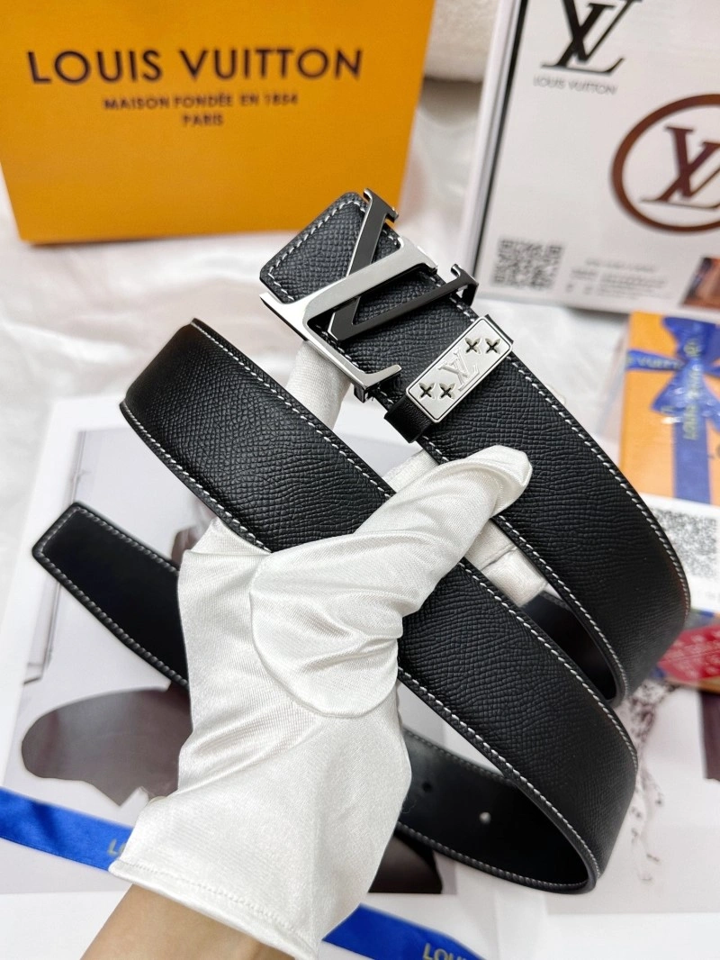 Louis Vuitton Belts Attractive 300188