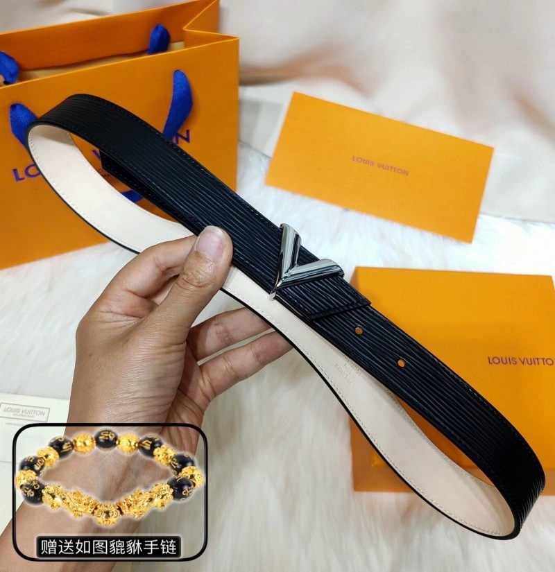 Louis Vuitton Belts Durable 300158