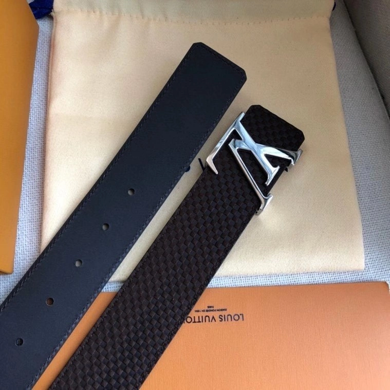 Louis Vuitton Belts Popular 300129