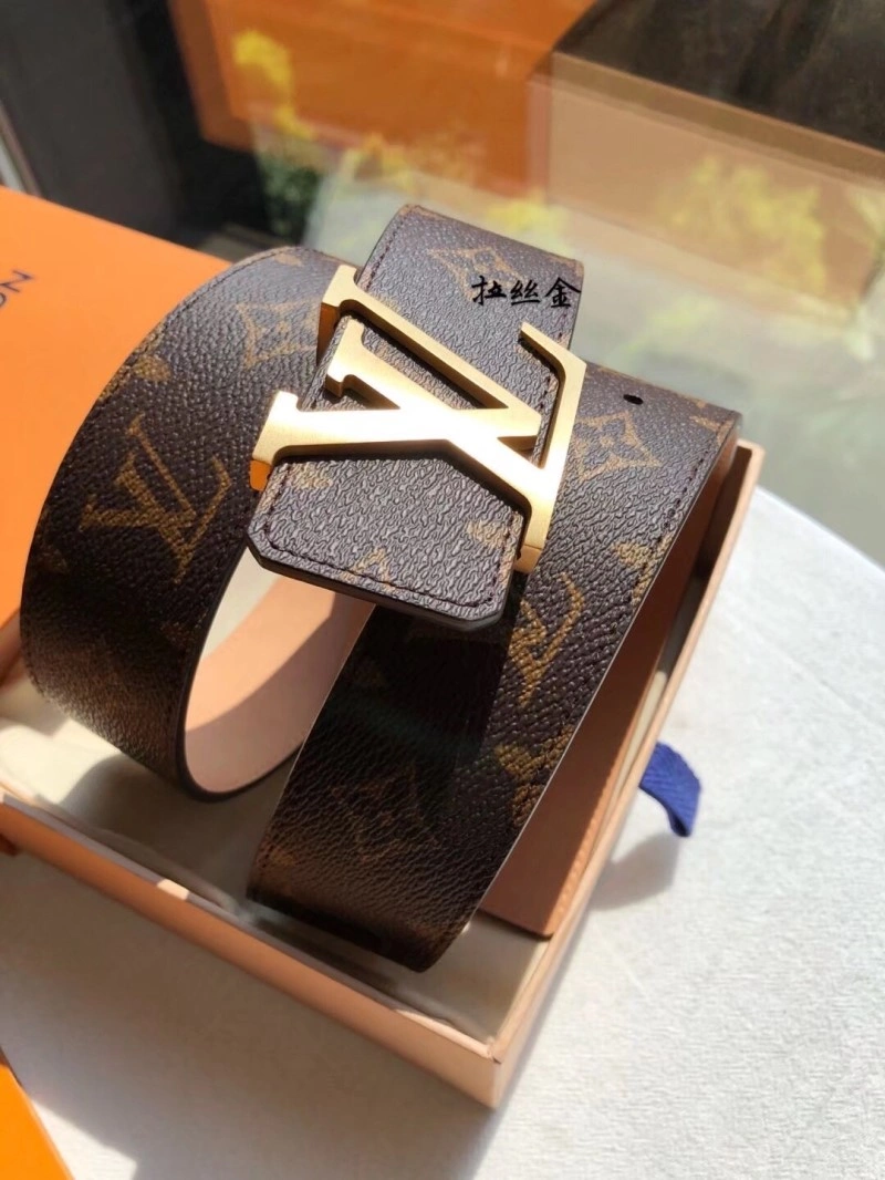 Louis Vuitton Belts WellDesigned 300138