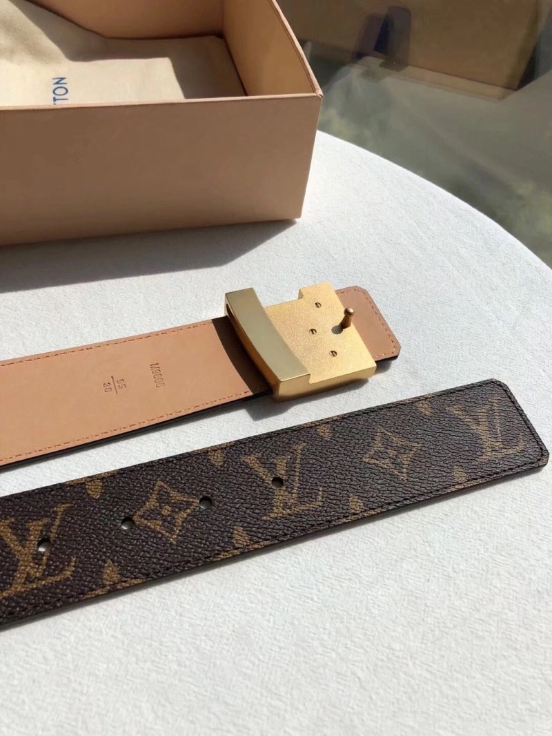 Louis Vuitton Belts WellDesigned 300138