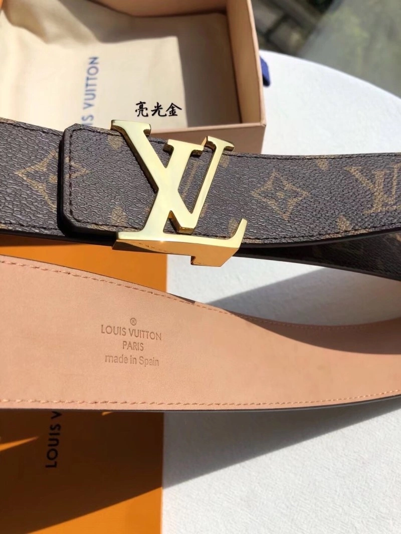 Casual Louis Vuitton Belts 300128