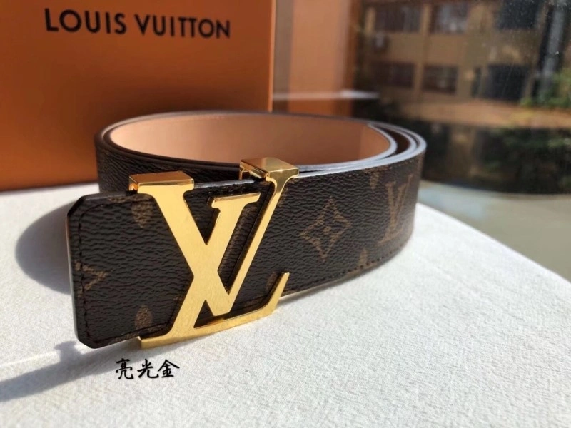 Casual Louis Vuitton Belts 300128