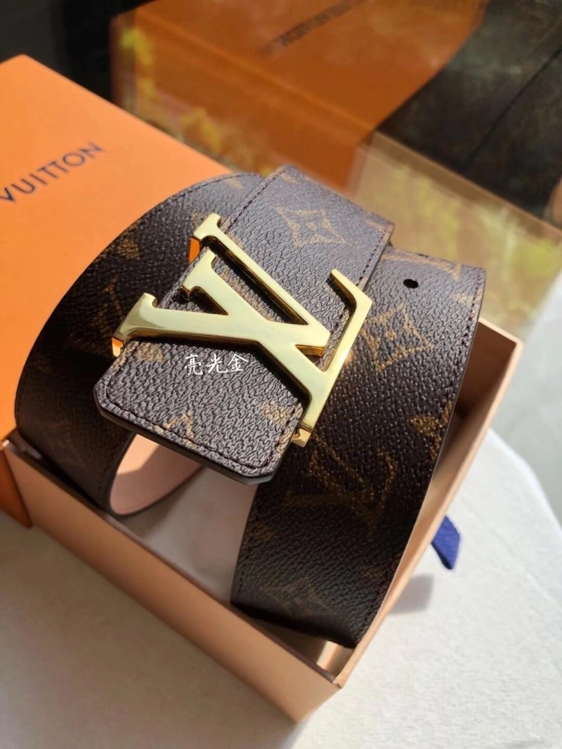 Casual Louis Vuitton Belts 300128