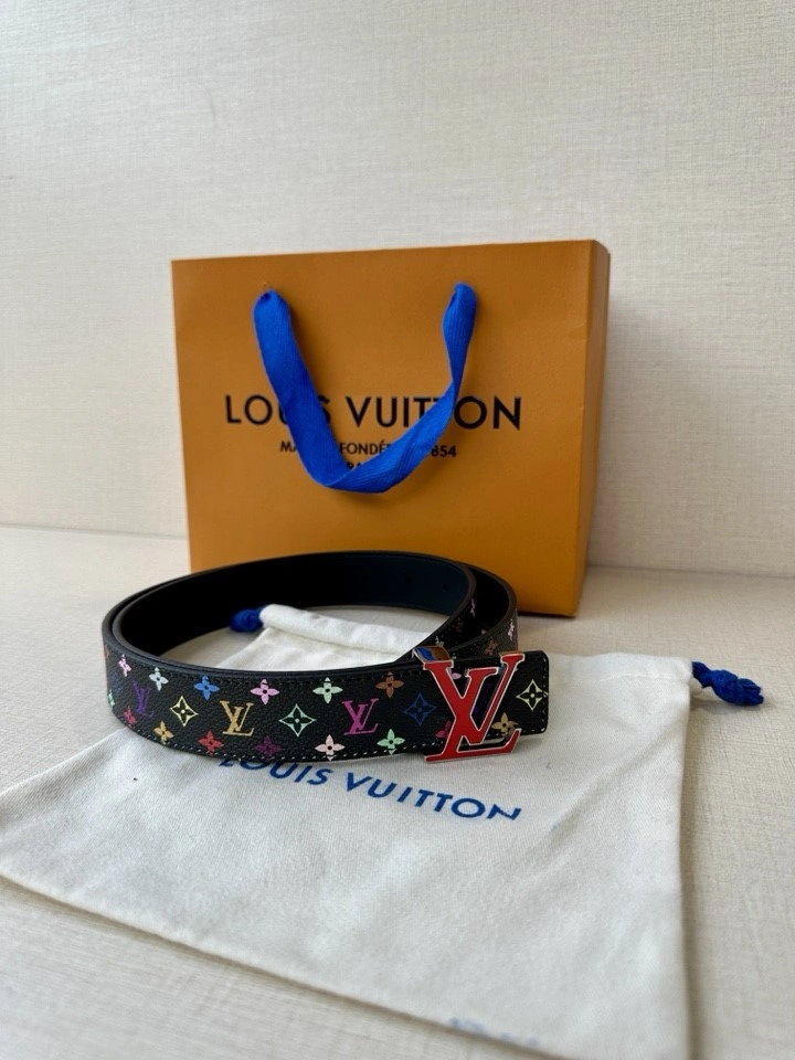 Packable Louis Vuitton Belts 300125