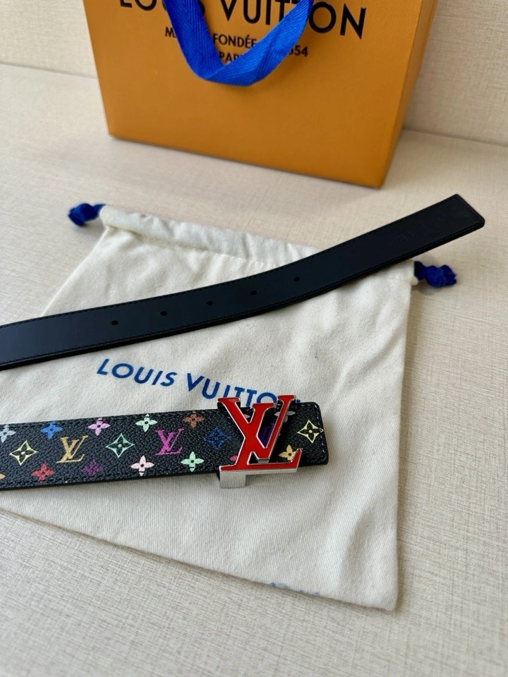 Packable Louis Vuitton Belts 300125