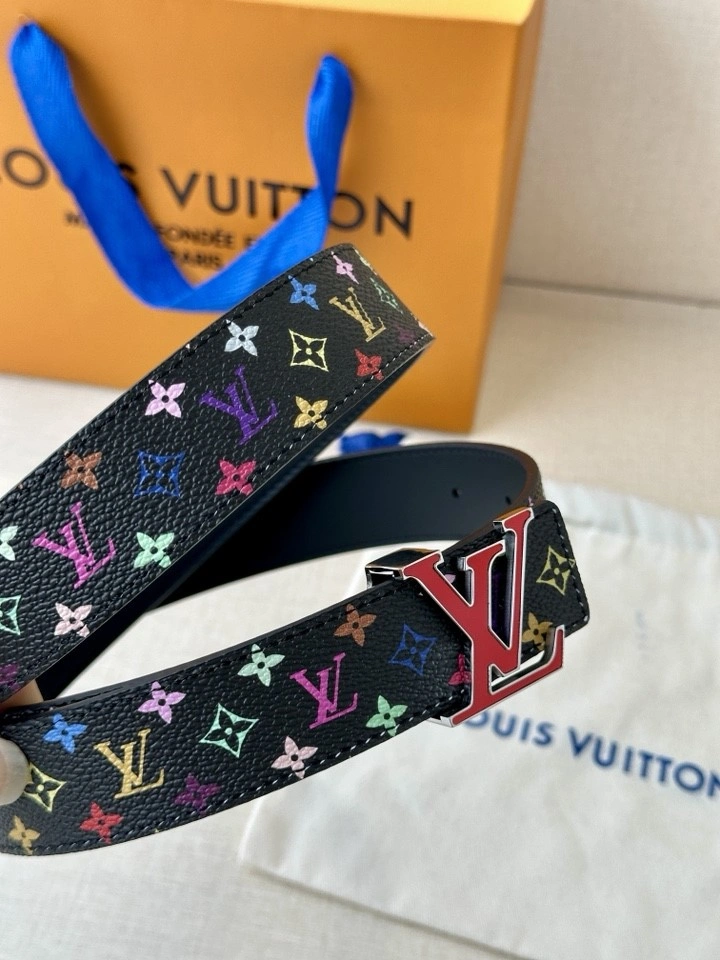 Packable Louis Vuitton Belts 300125