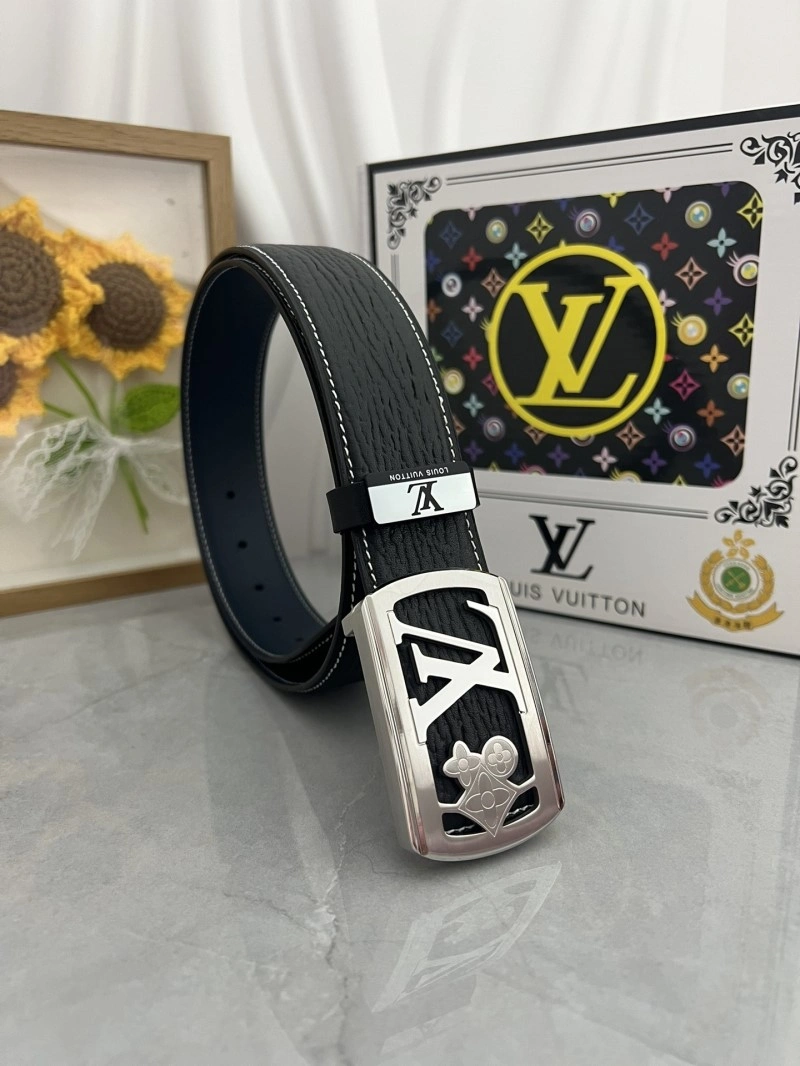 Louis Vuitton Belts Practical 300090