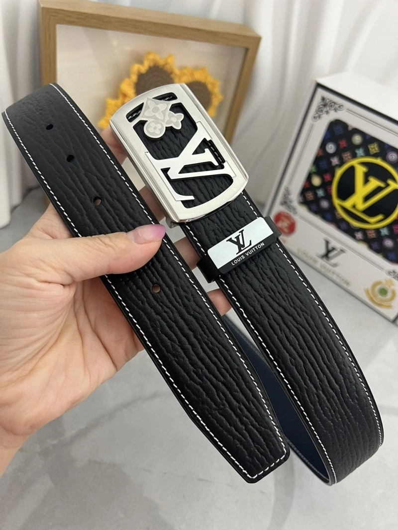 Louis Vuitton Belts Practical 300090