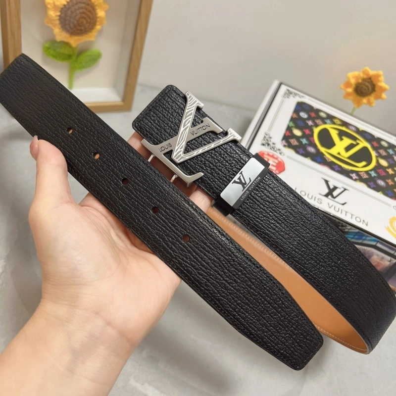 Chic Louis Vuitton Belts 300116