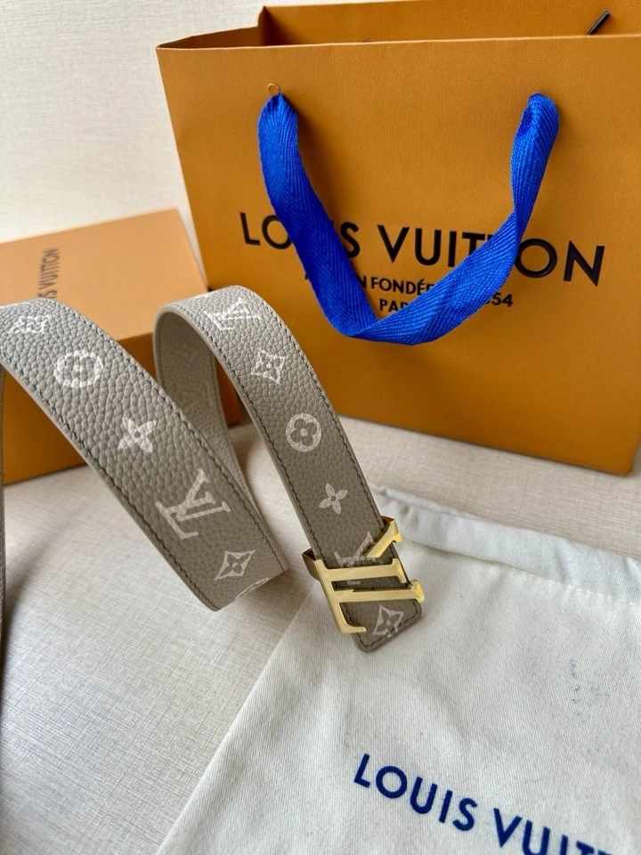 Louis Vuitton Belts Bold 300109