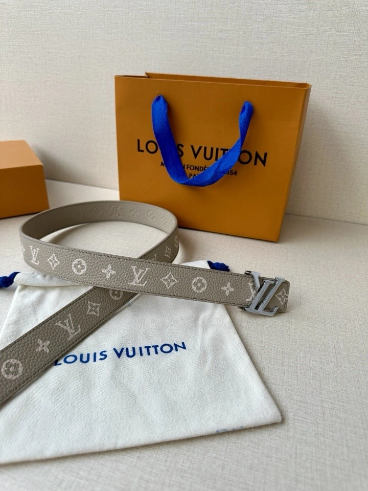 Louis Vuitton Belts Bold 300109