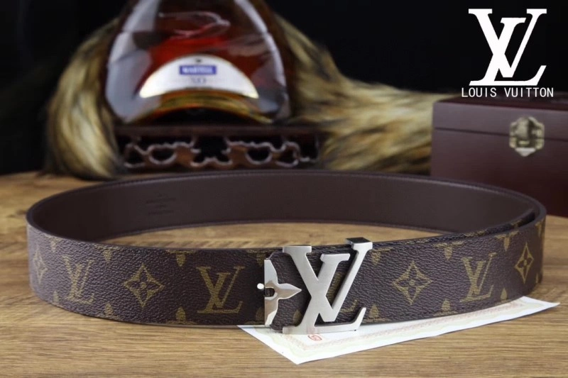 Louis Vuitton Belts Sporty 300099