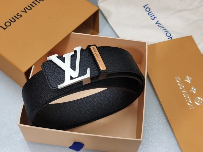 MultiPurpose Louis Vuitton Belts 300043