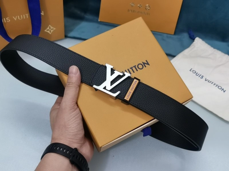 MultiPurpose Louis Vuitton Belts 300043