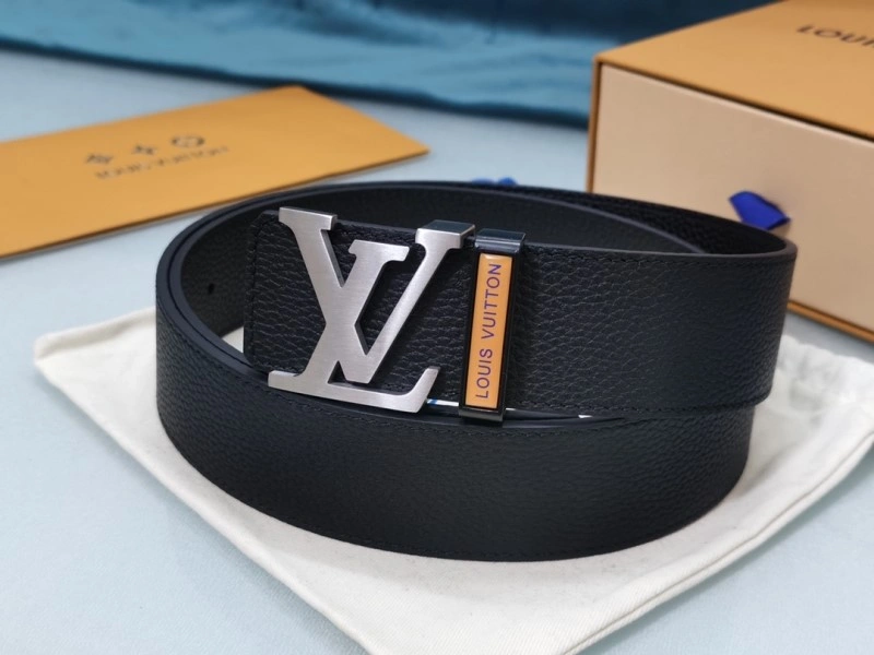 MultiPurpose Louis Vuitton Belts 300043
