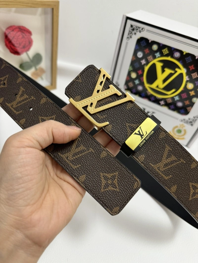 Breathable Louis Vuitton Belts 300024