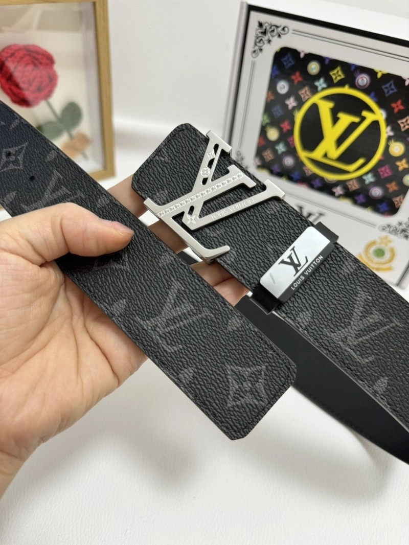 Casual Louis Vuitton Belts 300023