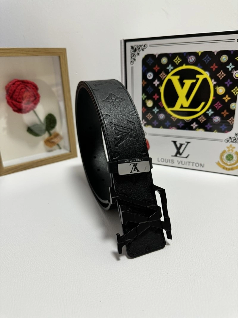 Louis Vuitton Belts Attractive 300026