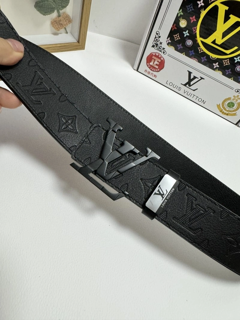 Louis Vuitton Belts Attractive 300026
