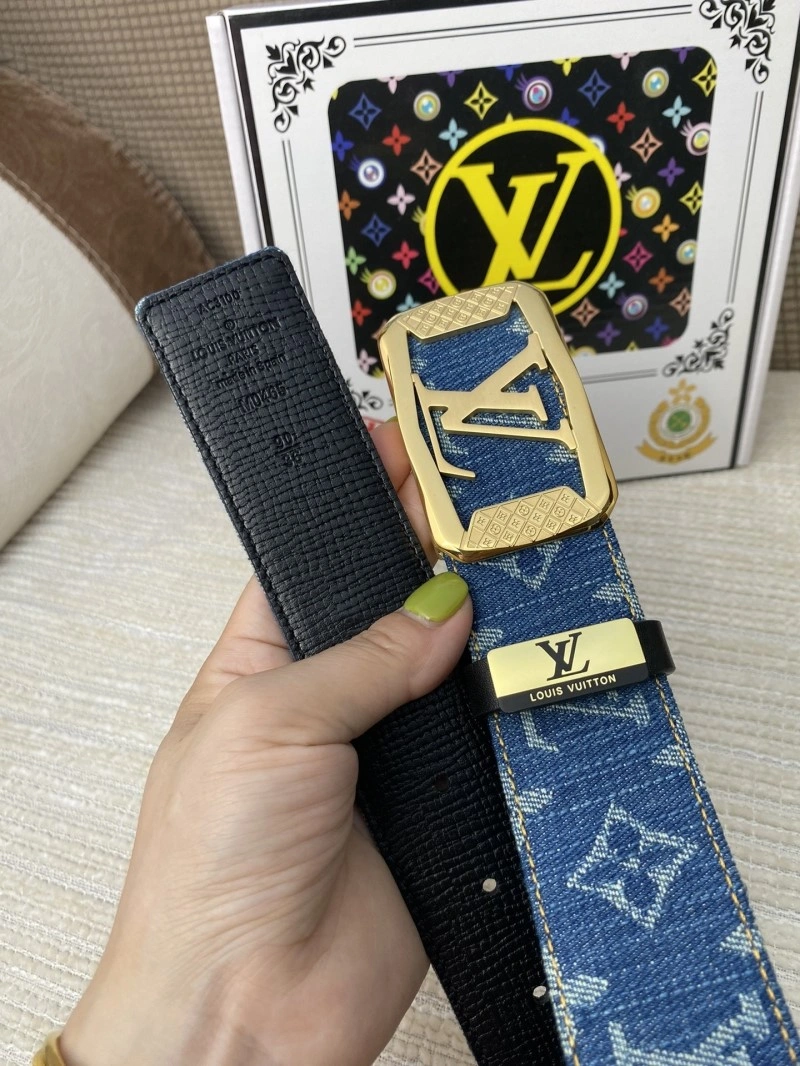 Flexible Louis Vuitton Belts 300020