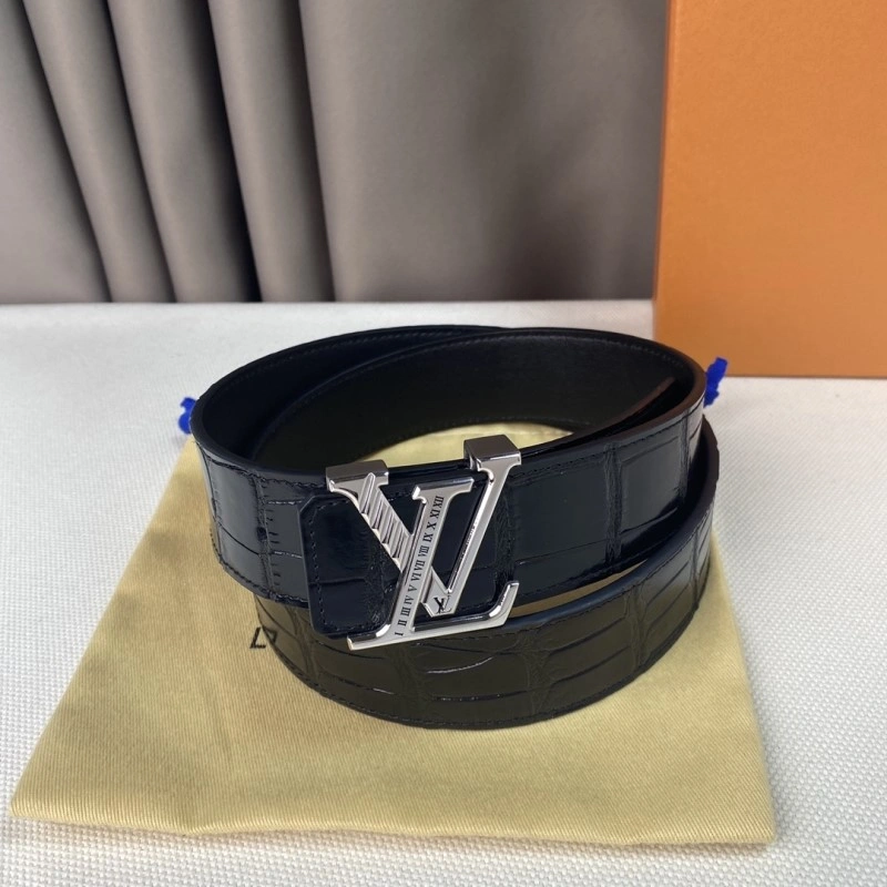 Lightweight Louis Vuitton Belts 300016