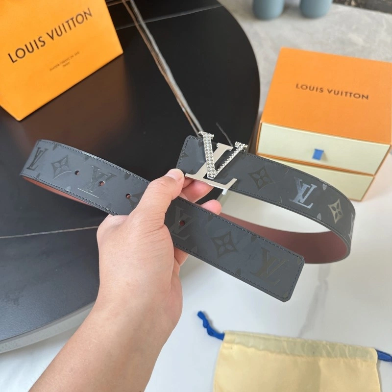 Louis Vuitton Belts Unisex 300004
