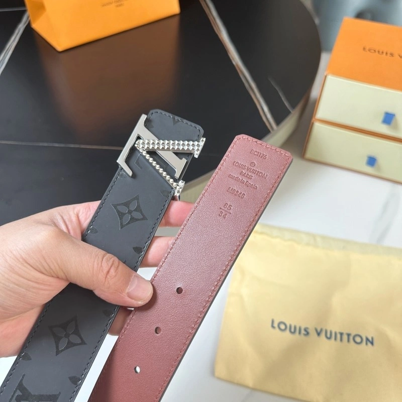 Louis Vuitton Belts Unisex 300004