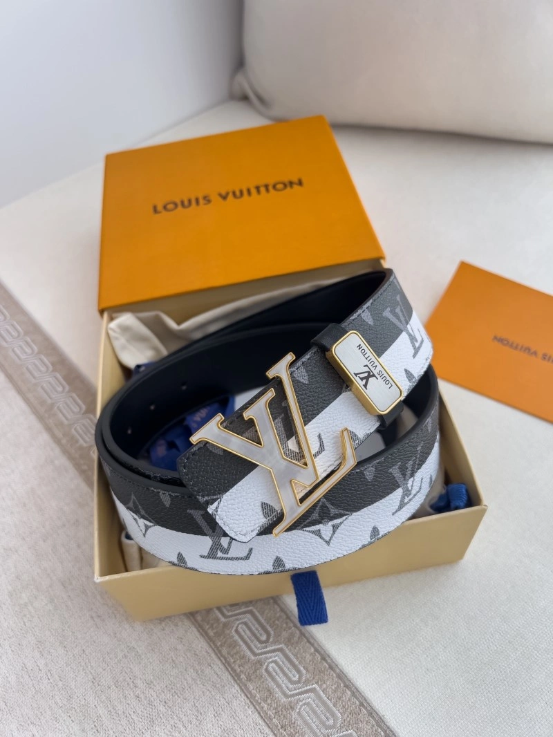 UrbanChic Louis Vuitton Belts 300003