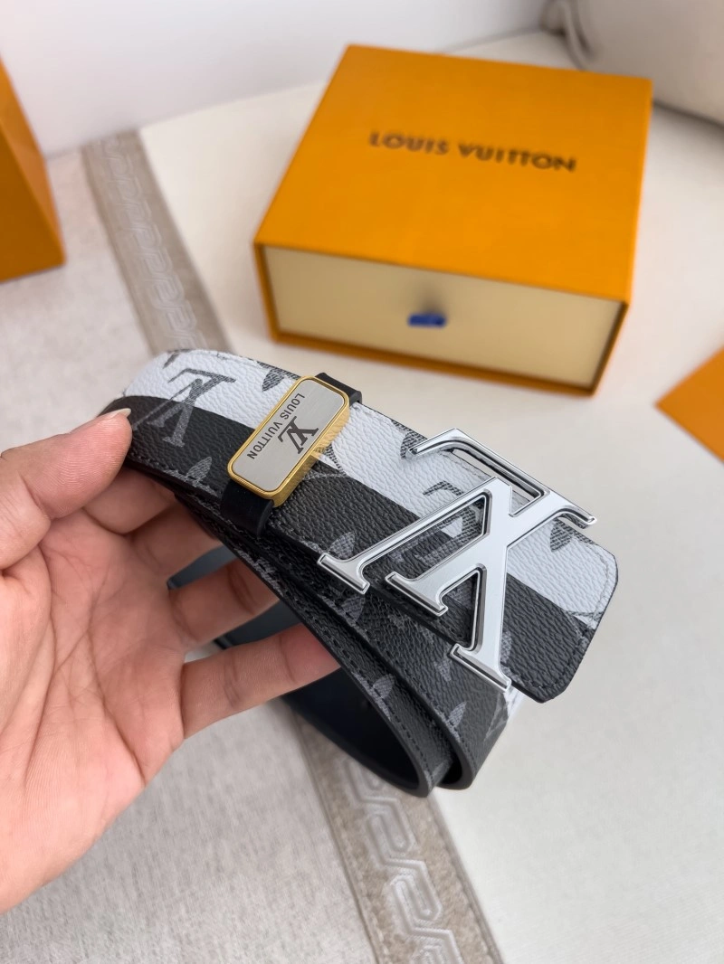 UrbanChic Louis Vuitton Belts 300003