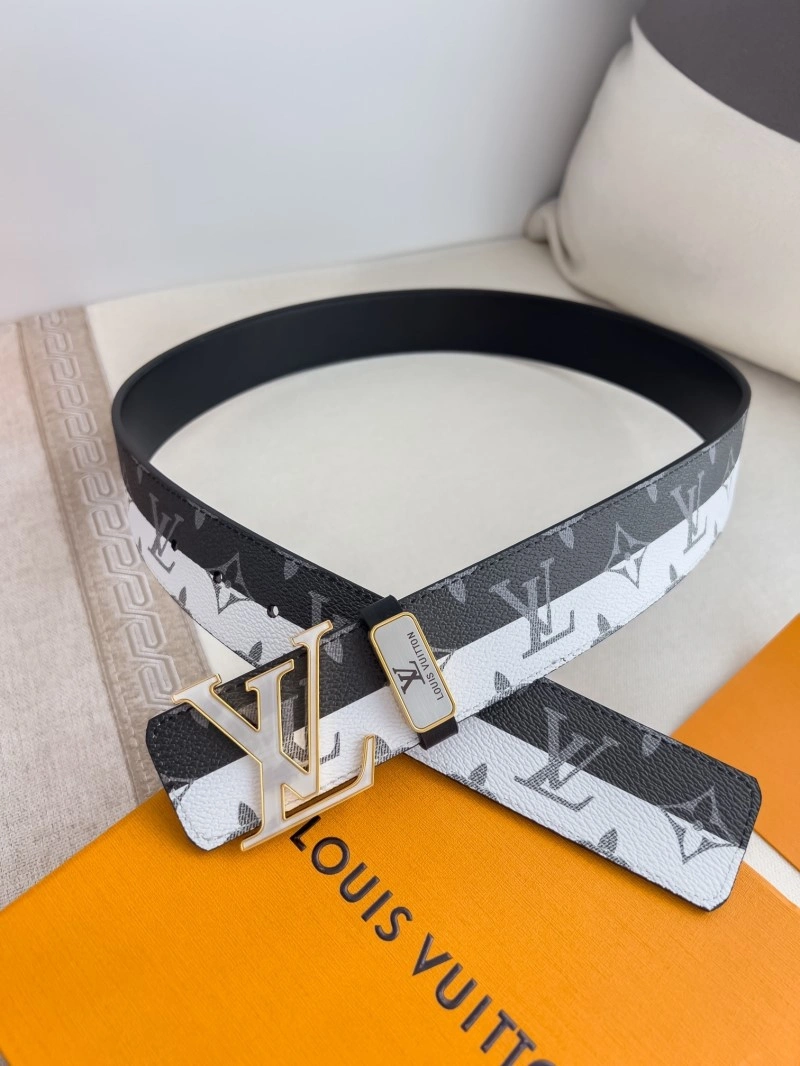 UrbanChic Louis Vuitton Belts 300003