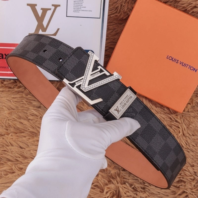 Unisex Louis Vuitton Belts 299979