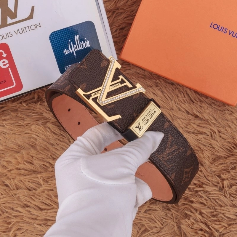 Breathable Louis Vuitton Belts 299983