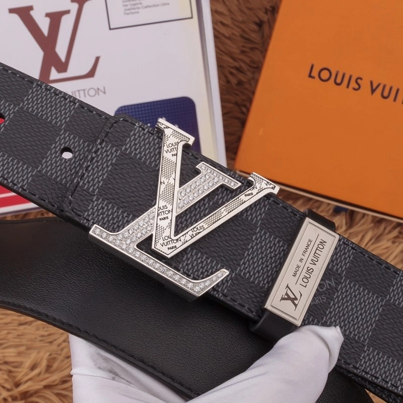 Louis Vuitton Belts SmoothTexture 299970