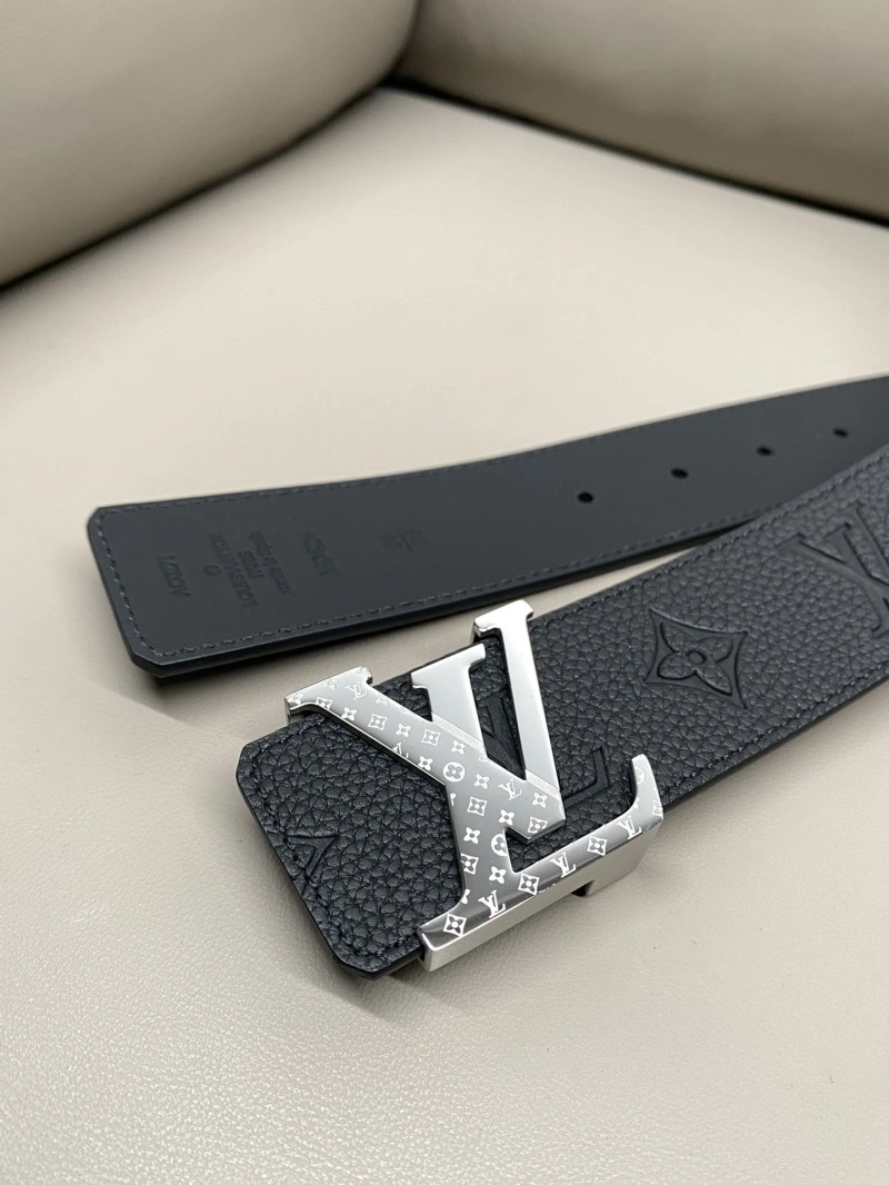 Sporty Louis Vuitton Belts 299990