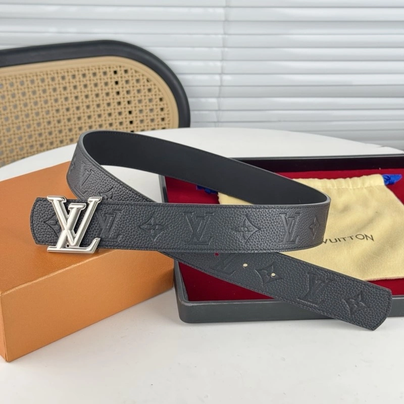 Louis Vuitton Belts Durable 299969