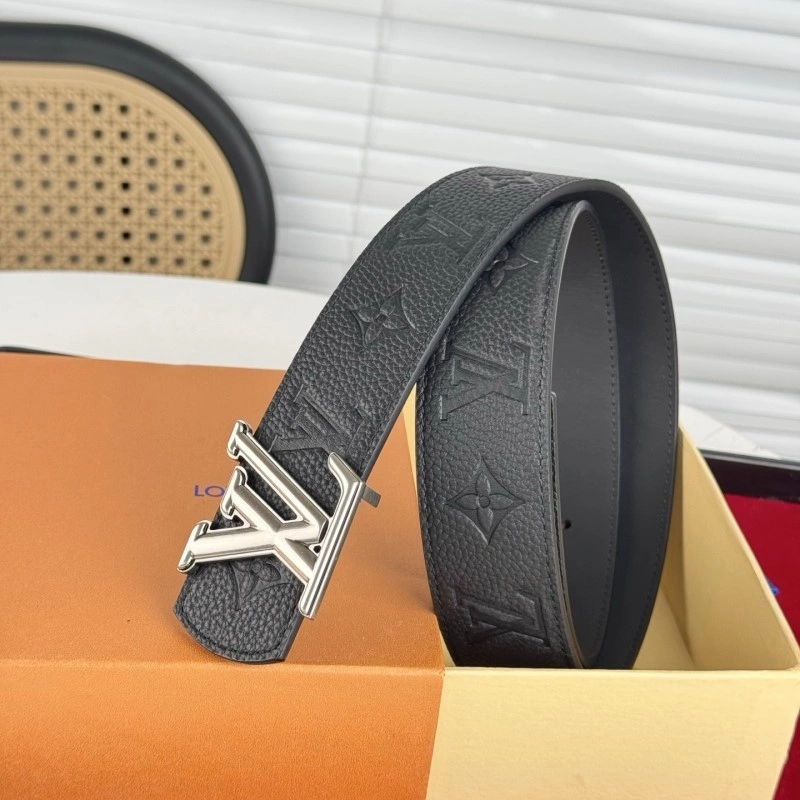 Louis Vuitton Belts Durable 299969