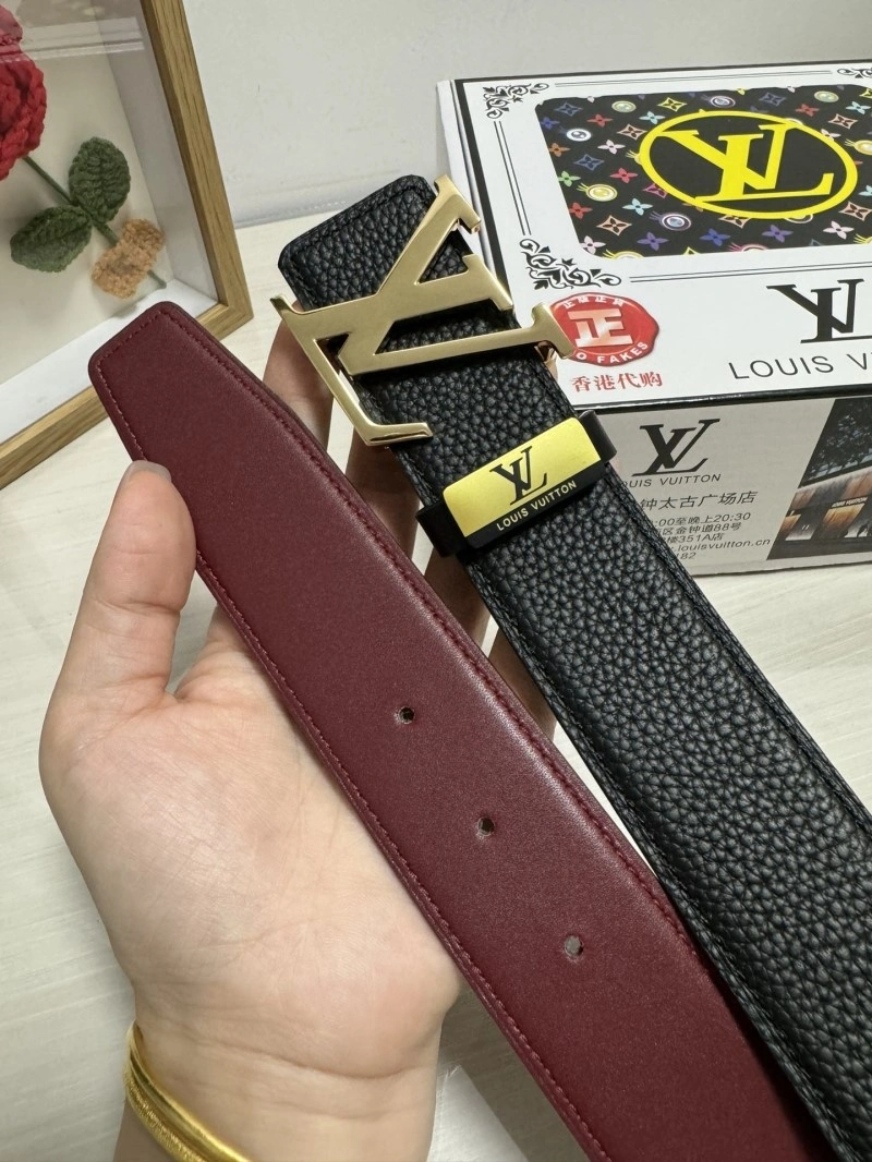 Louis Vuitton Belts Durable 299953