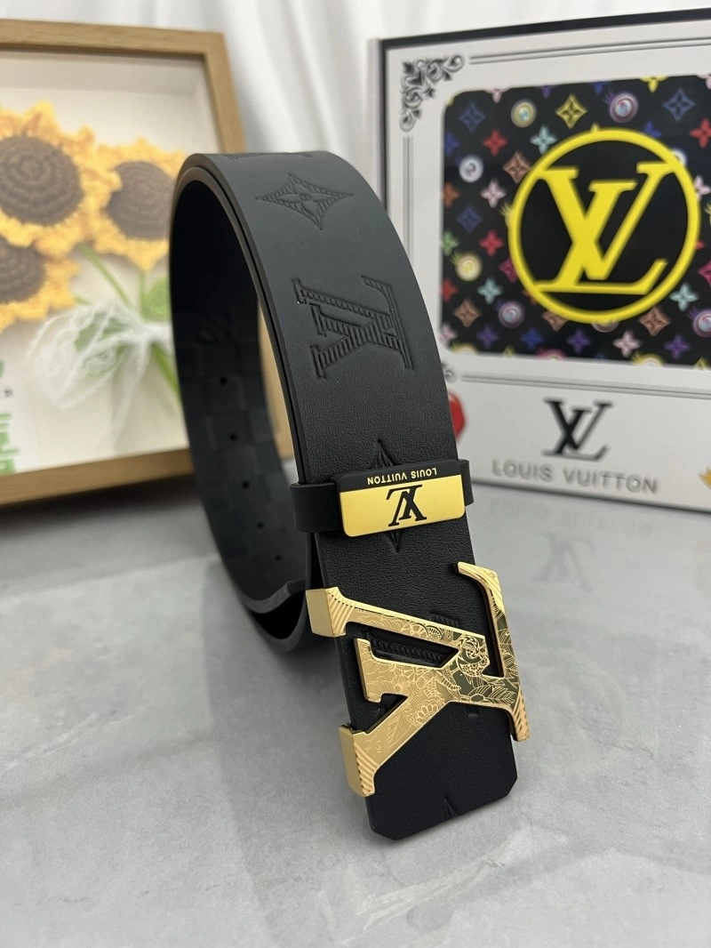 Louis Vuitton Belts Attractive 299937