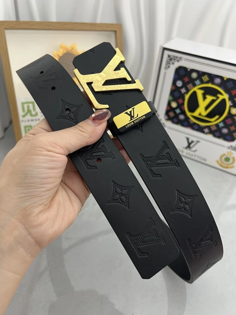 Louis Vuitton Belts Attractive 299937